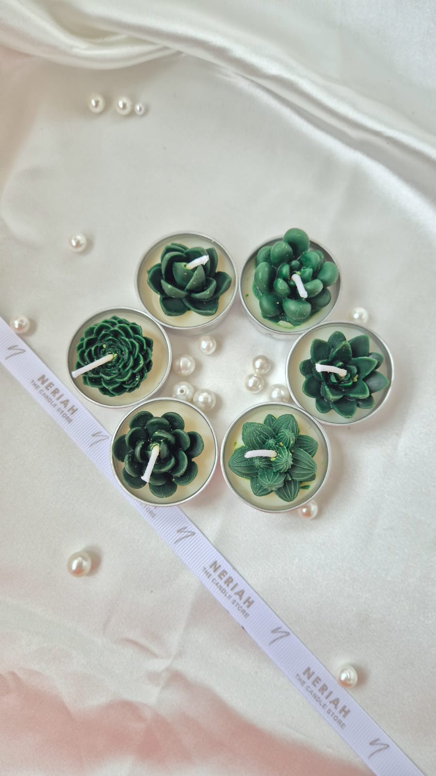Succulent tealight candle